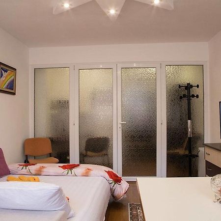 Belle Studio Apartment Galati Exterior photo